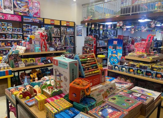 更衣人偶坠入爱河有没有女主_更衣人偶坠入爱河好看吗_更衣人偶坠入爱河人物