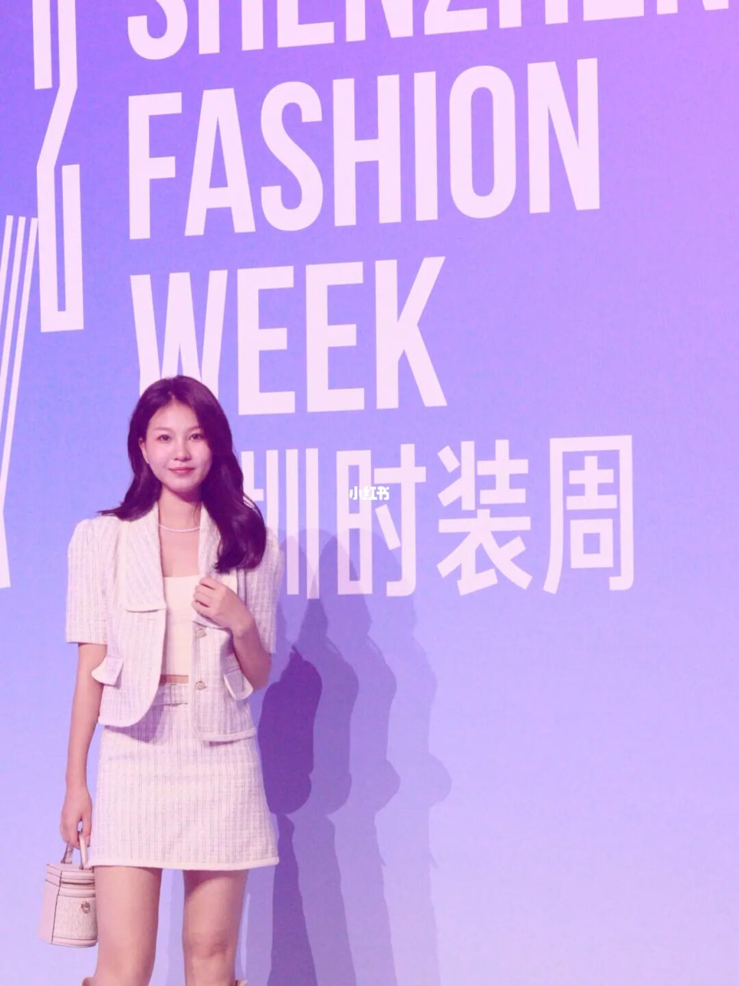 bik女装官方旗舰店-时尚之道：内外兼修，展现自信态度