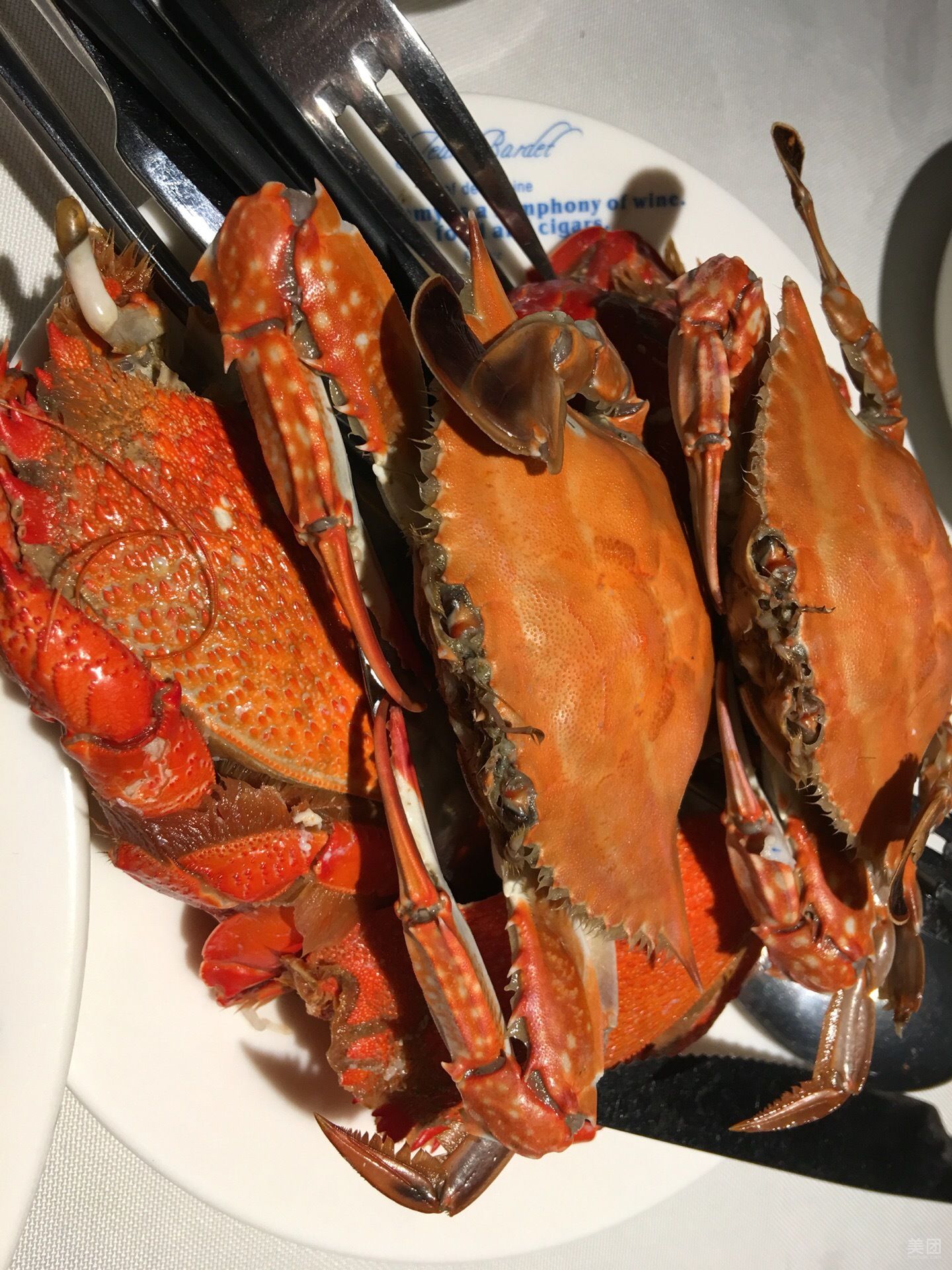 海鲜老板亲授螃蟹大猎杀绝招，口感美味惊艳全场