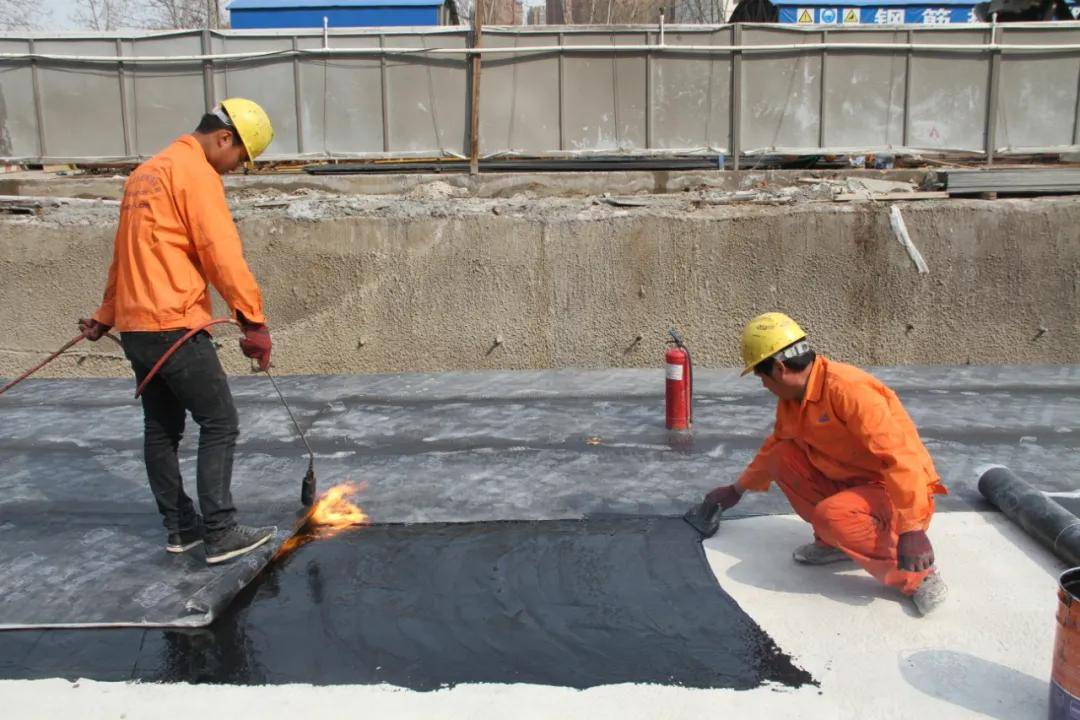防水涂料哪个牌子好_防水补漏一般怎么收费_13防水吗