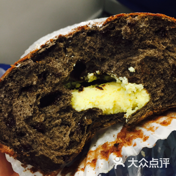 招行周三面包新语-招行新口味面包，一口吃出五种滋味