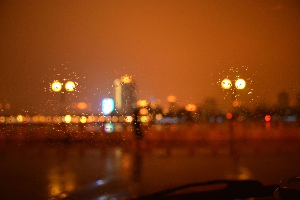 明天雨有吗_明天几点有雨_明天雨有毒吗