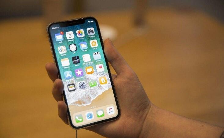 iphone12微信切出去保持视频_iphone12微信切出去保持视频_iphone12微信切出去保持视频