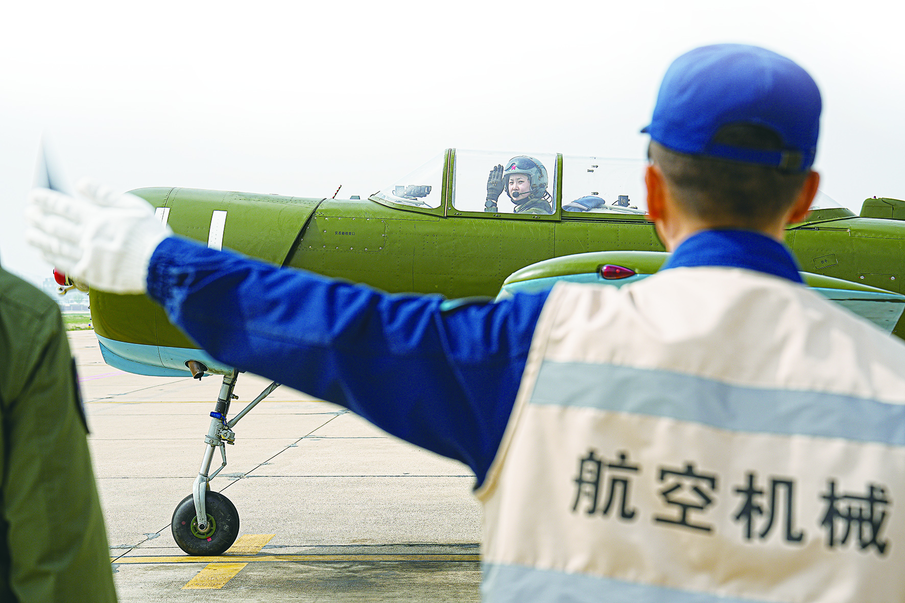 海军航空兵游戏怎么调成中文_苹果手机海军航空兵游戏_海军航空兵游戏攻略