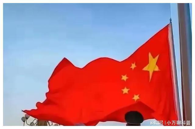 西西炫舞挂下载_西西外f挂网dnf_qq炫舞外个挂西西