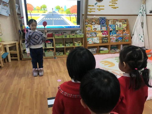小班游戏红绿灯,红绿灯游戏体验